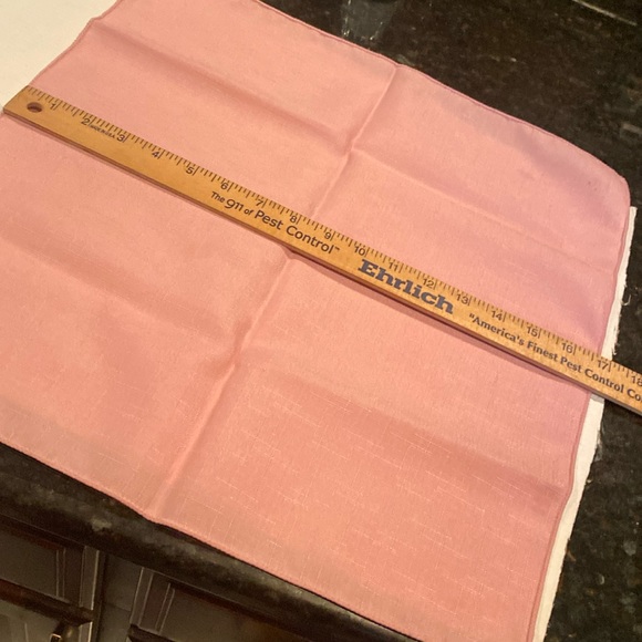 Set of 6 Mauve Pink Cloth Dinner Napkins - Picture 2 of 4